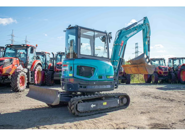 Miniexcavator SUNWARD 35UF de vanzare